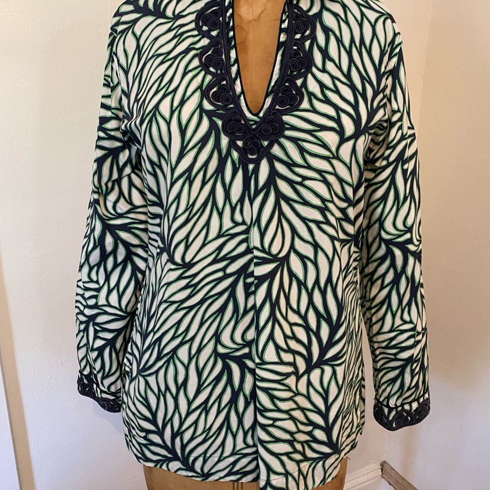 C. Wonder Green and Blue Leaf Pattern Tunic
